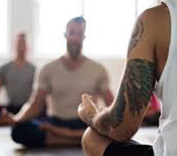 5 преимуществ йоги для мужчин